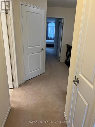23 Spruce Pine Crescent, Vaughan, ON - Indoor Photo Showing Other Room