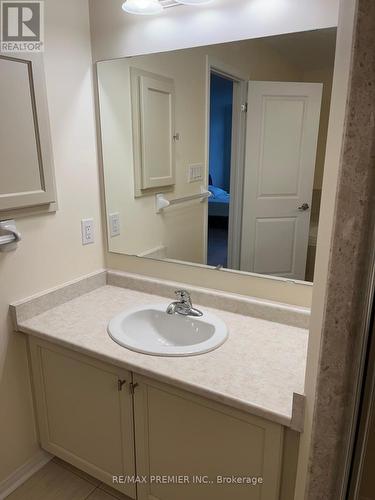 23 Spruce Pine Crescent, Vaughan, ON - Indoor Photo Showing Bathroom