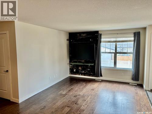 121 2315 Mcclocklin Road, Saskatoon, SK 