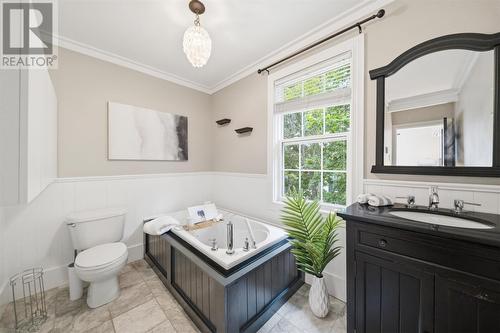 81 Cornwall Avenue, St. John'S, NL - Indoor Photo Showing Bathroom