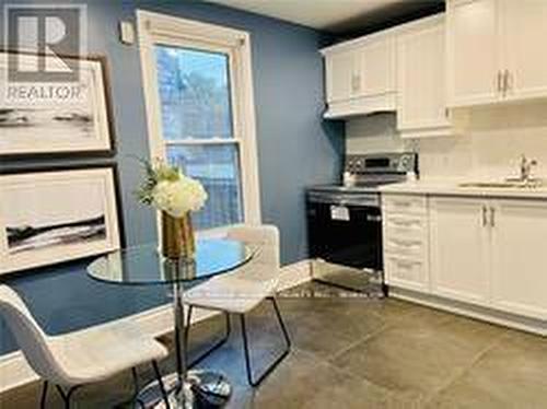 123 Lottridge Street, Hamilton, ON - Indoor Photo Showing Kitchen