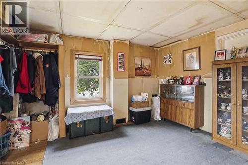 834 Mohawk Road E, Hamilton, ON - Indoor