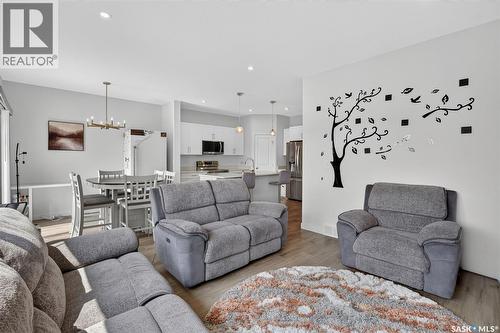 8 Aspen Place, Humboldt, SK - Indoor Photo Showing Living Room