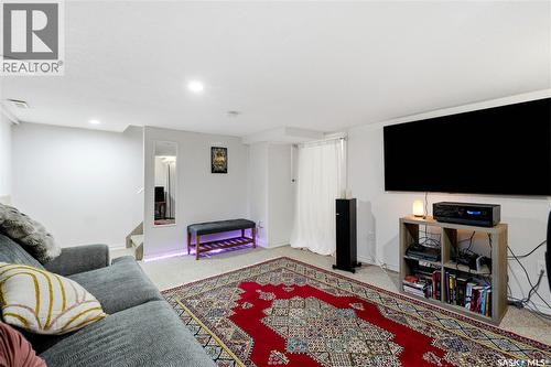 719 14Th Street E, Saskatoon, SK - Indoor