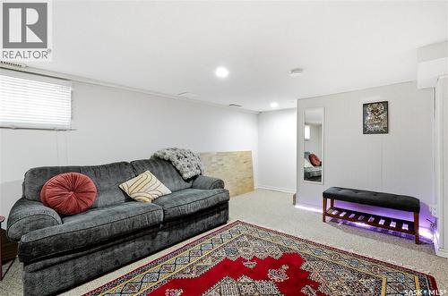 719 14Th Street E, Saskatoon, SK - Indoor