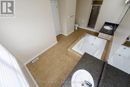 32 Fallmeadow Circle, Brampton, ON - Indoor