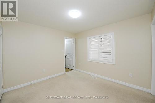32 Fallmeadow Circle, Brampton, ON - Indoor Photo Showing Other Room