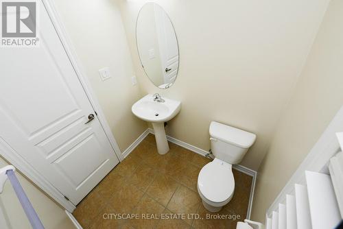 32 Fallmeadow Circle, Brampton, ON - Indoor Photo Showing Bathroom