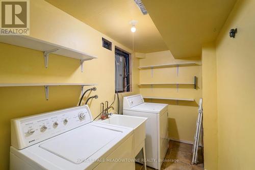 3259 Carabella Way, Mississauga, ON - Indoor Photo Showing Laundry Room