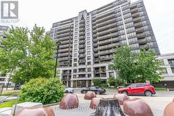 1004 - 1070 SHEPPARD AVENUE  Toronto, ON M3J 0G8