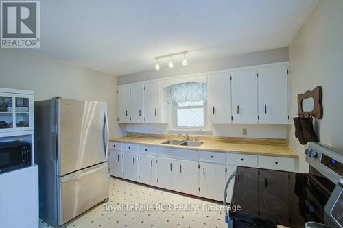 45 William Street E, Minto, ON - Indoor Photo Showing Kitchen With Double Sink