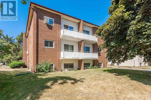 102 - 57 CONROY CRESCENT , Guelph (Dovercliffe Park/Old University), Ontario N1G 2V5 2