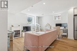 925 HICKORY CRESCENT Milton, ON L9E 1P6