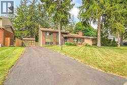10 BRIER Crescent  Brantford, ON N3R 3M6