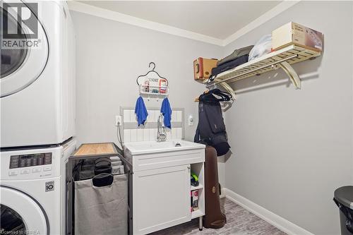 10 Brier Crescent, Brantford, ON - Indoor Photo Showing Laundry Room