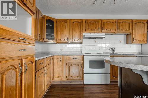 902 510 5Th Avenue, Saskatoon, SK - Indoor Photo Showing Kitchen