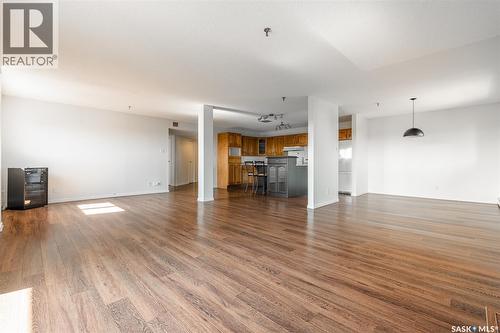 902 510 5Th Avenue, Saskatoon, SK - Indoor