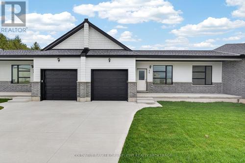 54 MOONLIGHT COURT  Central Huron (Clinton), ON N0M 1L0