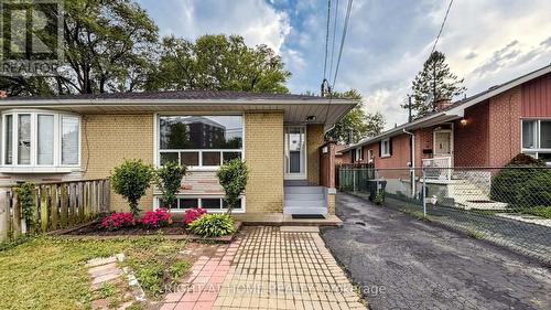 76 Fenside Drive, Toronto, ON - Outdoor