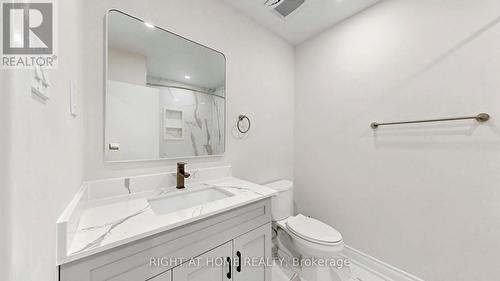 76 Fenside Drive, Toronto, ON - Indoor Photo Showing Bathroom