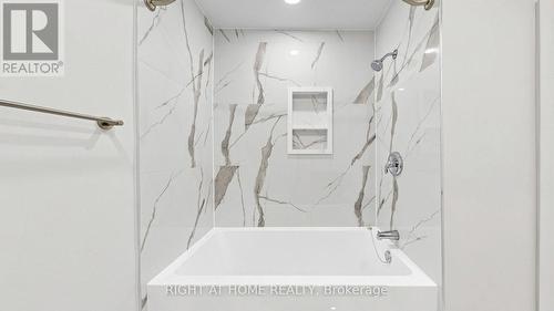 76 Fenside Drive, Toronto, ON -  Photo Showing Bathroom