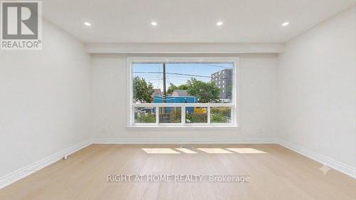 76 Fenside Drive, Toronto, ON - Indoor Photo Showing Other Room