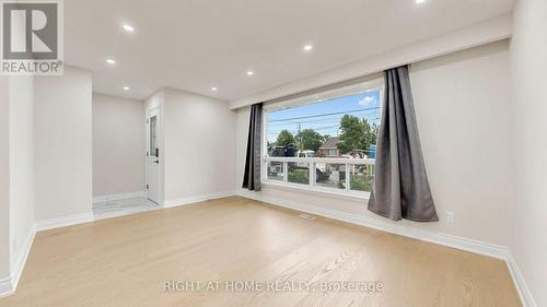 76 Fenside Drive, Toronto, ON - Indoor Photo Showing Other Room