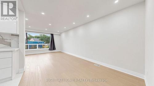 76 Fenside Drive, Toronto, ON - Indoor Photo Showing Other Room
