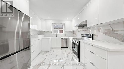 76 Fenside Drive, Toronto, ON - Indoor Photo Showing Kitchen