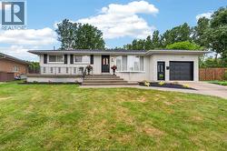 39 JOHNSON AVENUE  Leamington, ON N8H 3T8