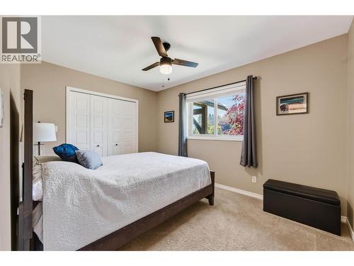 262 Bryan Road, Nelson, BC - Indoor Photo Showing Bedroom