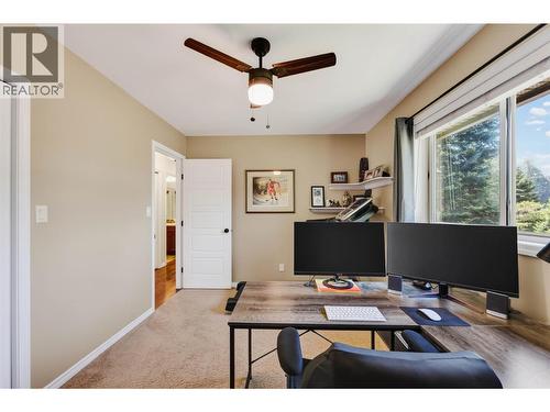 262 Bryan Road, Nelson, BC - Indoor Photo Showing Other Room