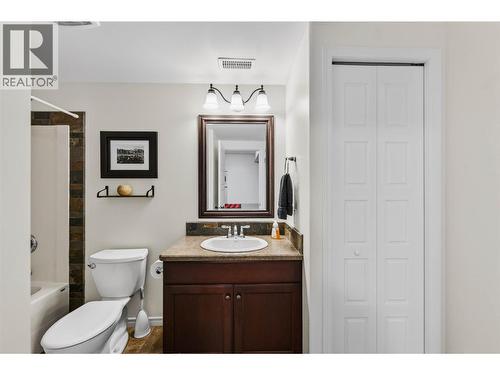 262 Bryan Road, Nelson, BC - Indoor Photo Showing Bathroom