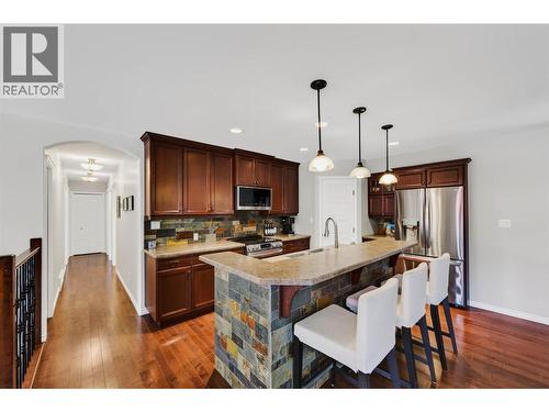 262 Bryan Road, Nelson, BC - Indoor