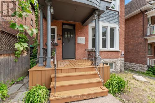 3 - 339 CHAPEL STREET , Ottawa, Ontario K1N 7Z5 2