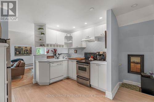 3 - 339 CHAPEL STREET , Ottawa, Ontario K1N 7Z5 4
