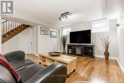 12 Lloyd Cook Drive E, Springwater, ON - Indoor Photo Showing Other Room