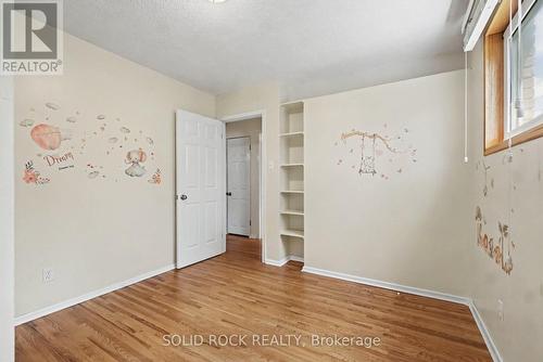 1838 Louisiana Avenue, Ottawa, ON - Indoor Photo Showing Other Room