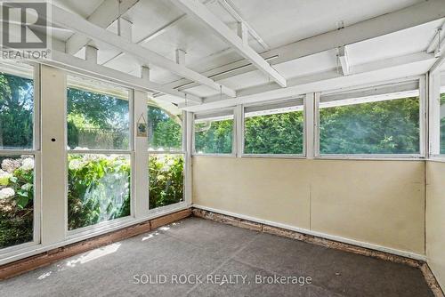 1838 Louisiana Avenue, Ottawa, ON - Indoor Photo Showing Other Room