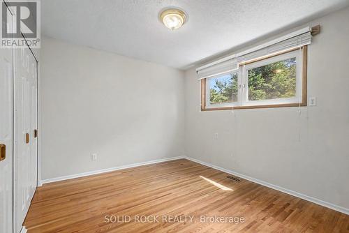 1838 Louisiana Avenue, Ottawa, ON - Indoor Photo Showing Other Room