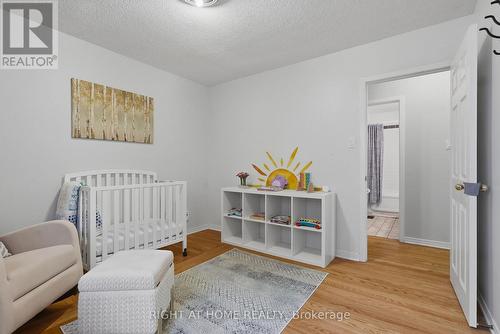1272 Collins Avenue, Ottawa, ON - Indoor