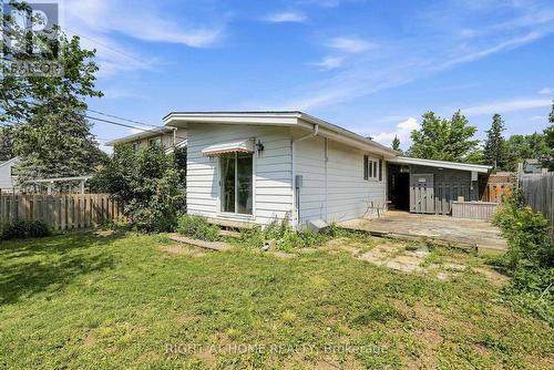 1272 Collins Avenue, Ottawa, ON - Outdoor