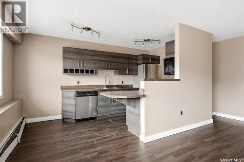 6 405 Lorne Street N, Regina, SK - Indoor Photo Showing Kitchen