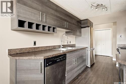 6 405 Lorne Street N, Regina, SK - Indoor Photo Showing Kitchen