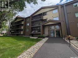107 2727 VICTORIA AVENUE Regina, SK S4T 1K4