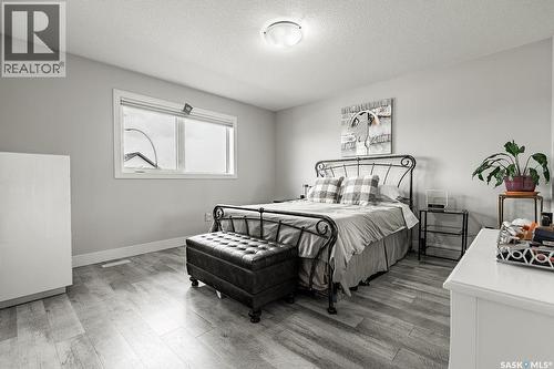 170 Palliser Court, Saskatoon, SK - Indoor Photo Showing Bedroom