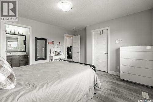 170 Palliser Court, Saskatoon, SK - Indoor Photo Showing Bedroom