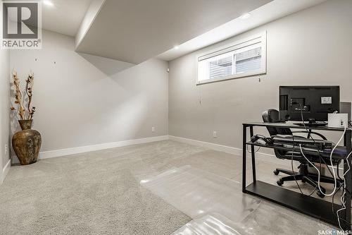 170 Palliser Court, Saskatoon, SK - Indoor