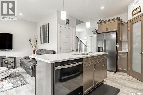 170 Palliser Court, Saskatoon, SK - Indoor Photo Showing Kitchen