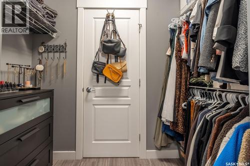 404 5301 Universal Crescent, Regina, SK - Indoor With Storage